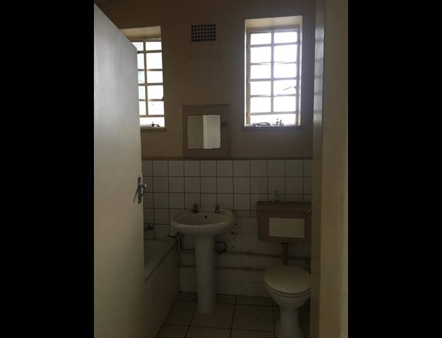 1 bed property to rent in JUDITH'S PAARL